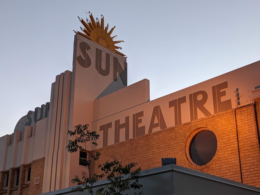 Sun Theatre