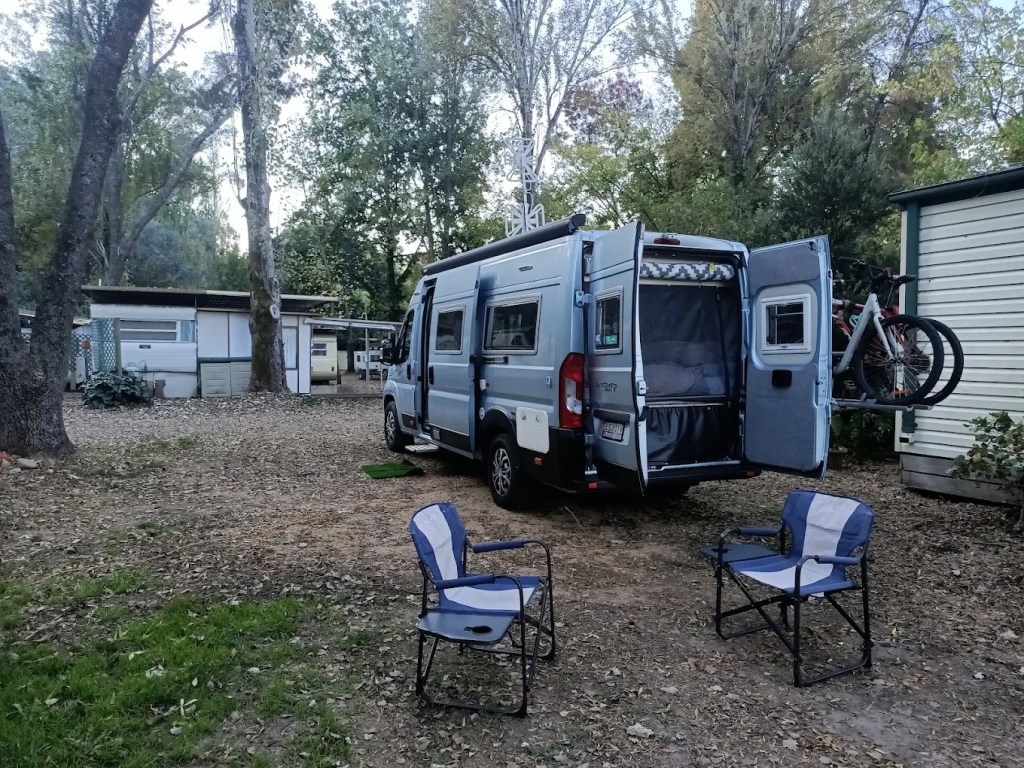 Bright Accommodation Park