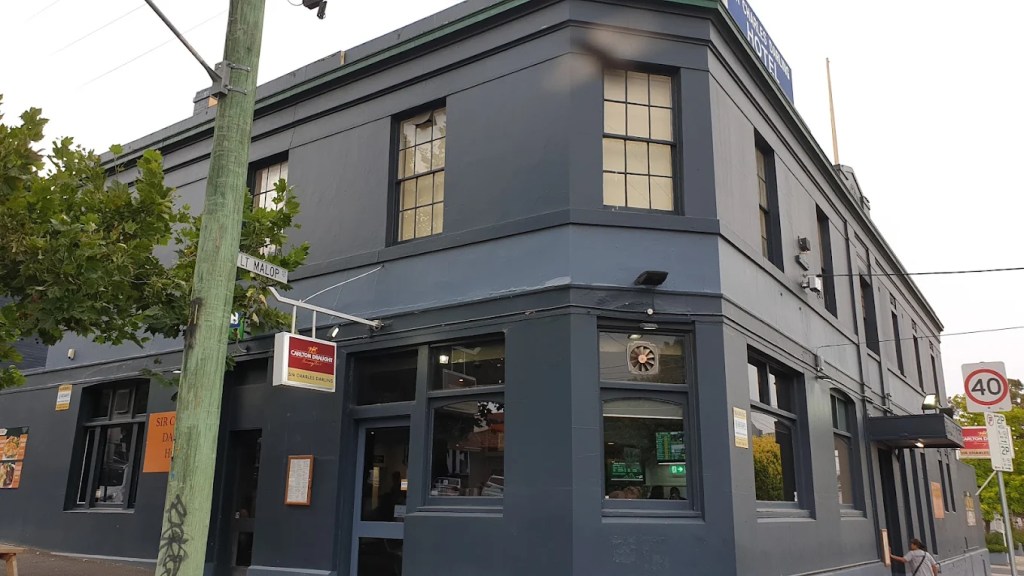 Sir Charles Darling Hotel