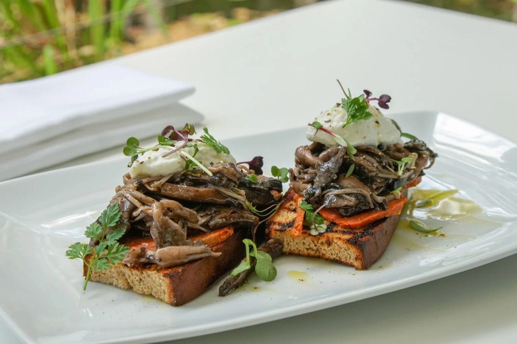 The Loose Goose Restaurant